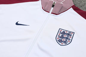 CONJUNTO DE VIAJE INGLATERRA 24/25 HOMBRE - Vitrine Futebolística