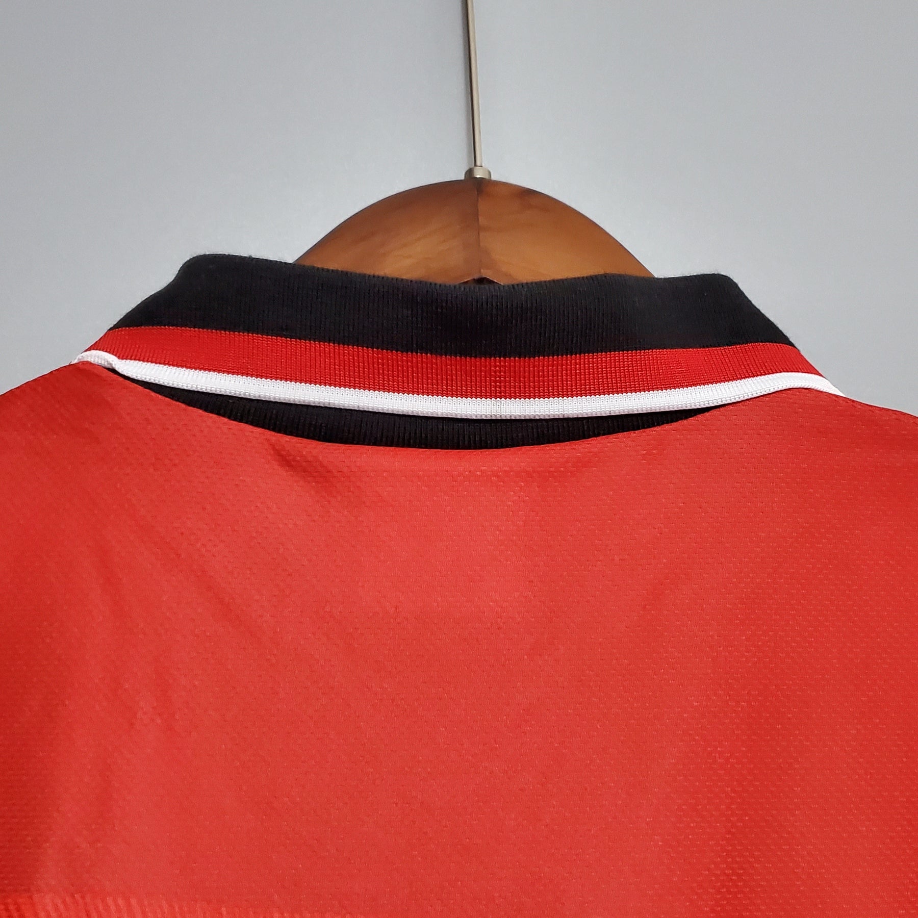 MANCHESTER UNITED I 94/96 HOMBRE (RETRO) - Vitrine Futebolística