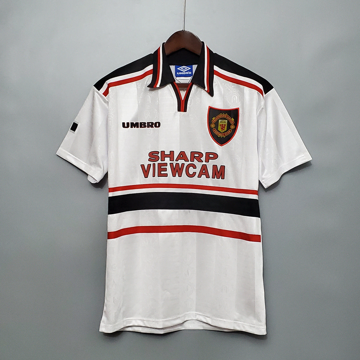 MANCHESTER UNITED I 97/98 HOMBRE (RETRO) - Vitrine Futebolística