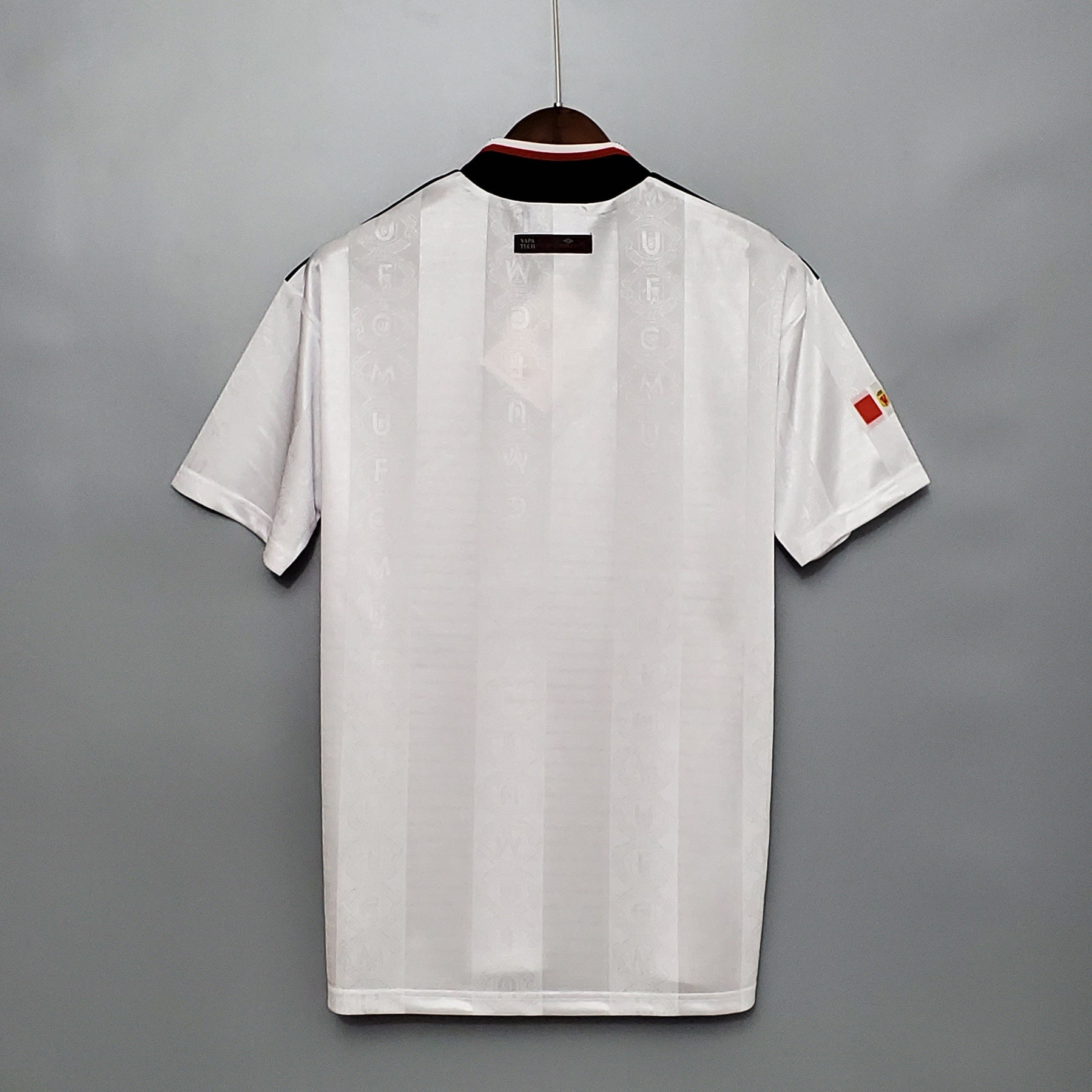 MANCHESTER UNITED I 97/98 HOMBRE (RETRO) - Vitrine Futebolística