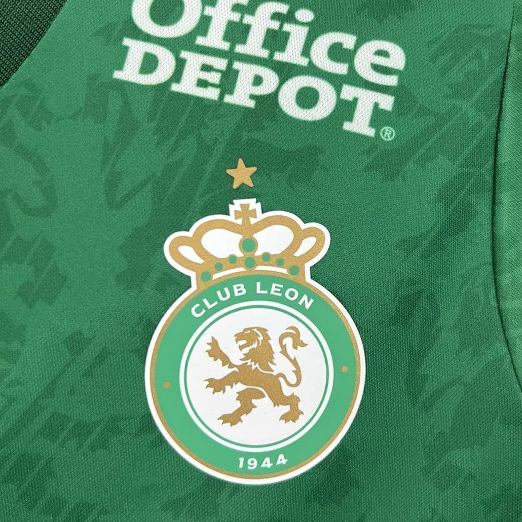 Niños Kit Club León Local 2024/2025