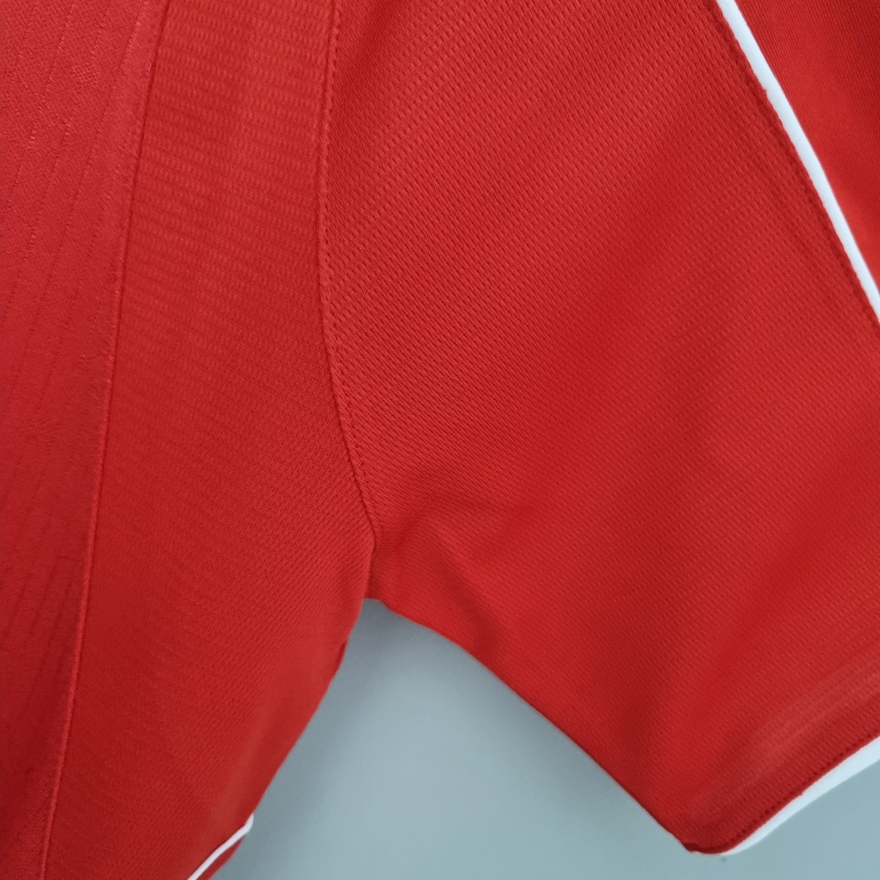 LIVERPOOL I 14/15 HOMBRE (RETRO) - Vitrine Futebolística