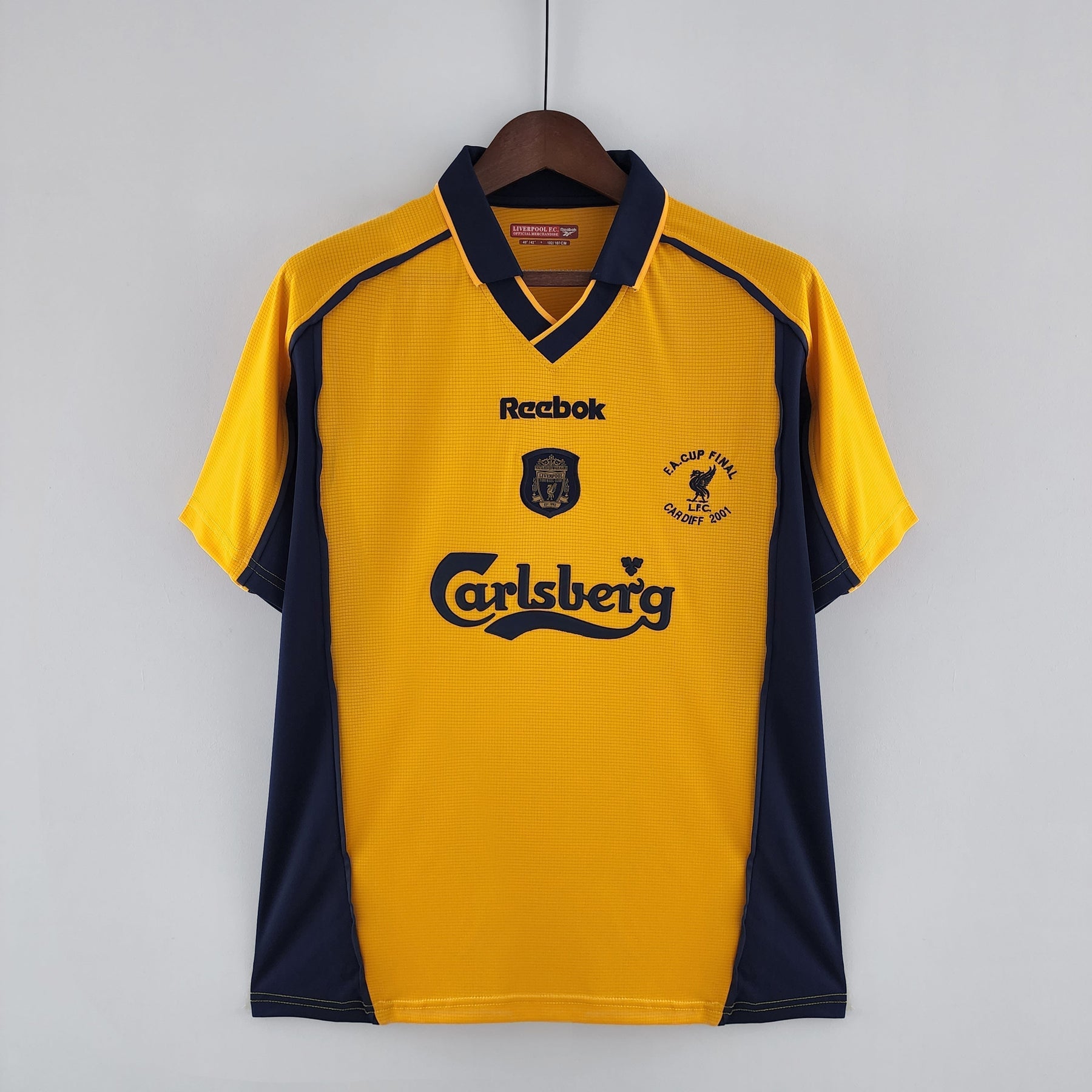 LIVERPOOL III 00/01 HOMBRE (RETRO) - Vitrine Futebolística