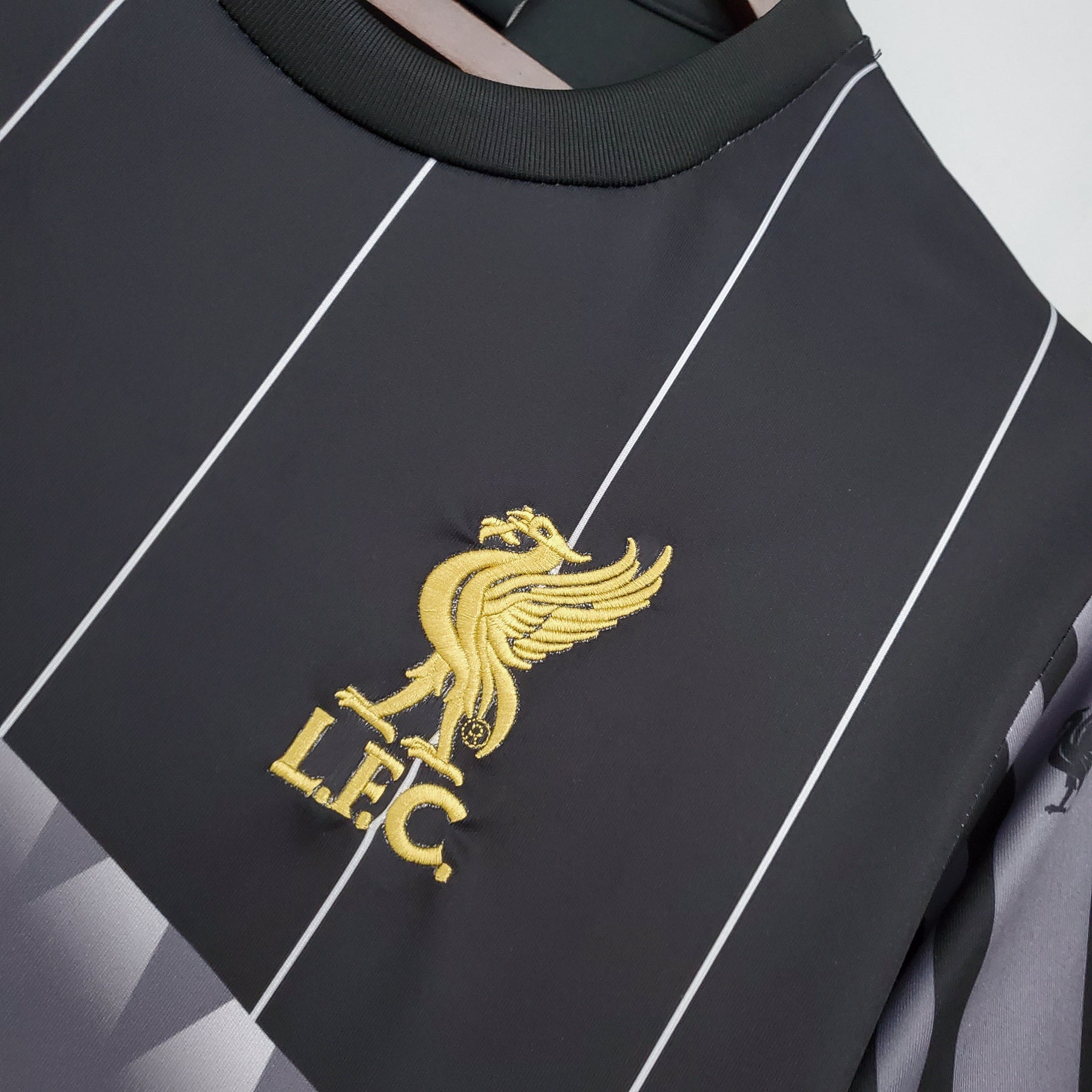 LIVERPOOL I EDICIÓN ESPECIAL HOMBRE (RETRO) - Vitrine Futebolística