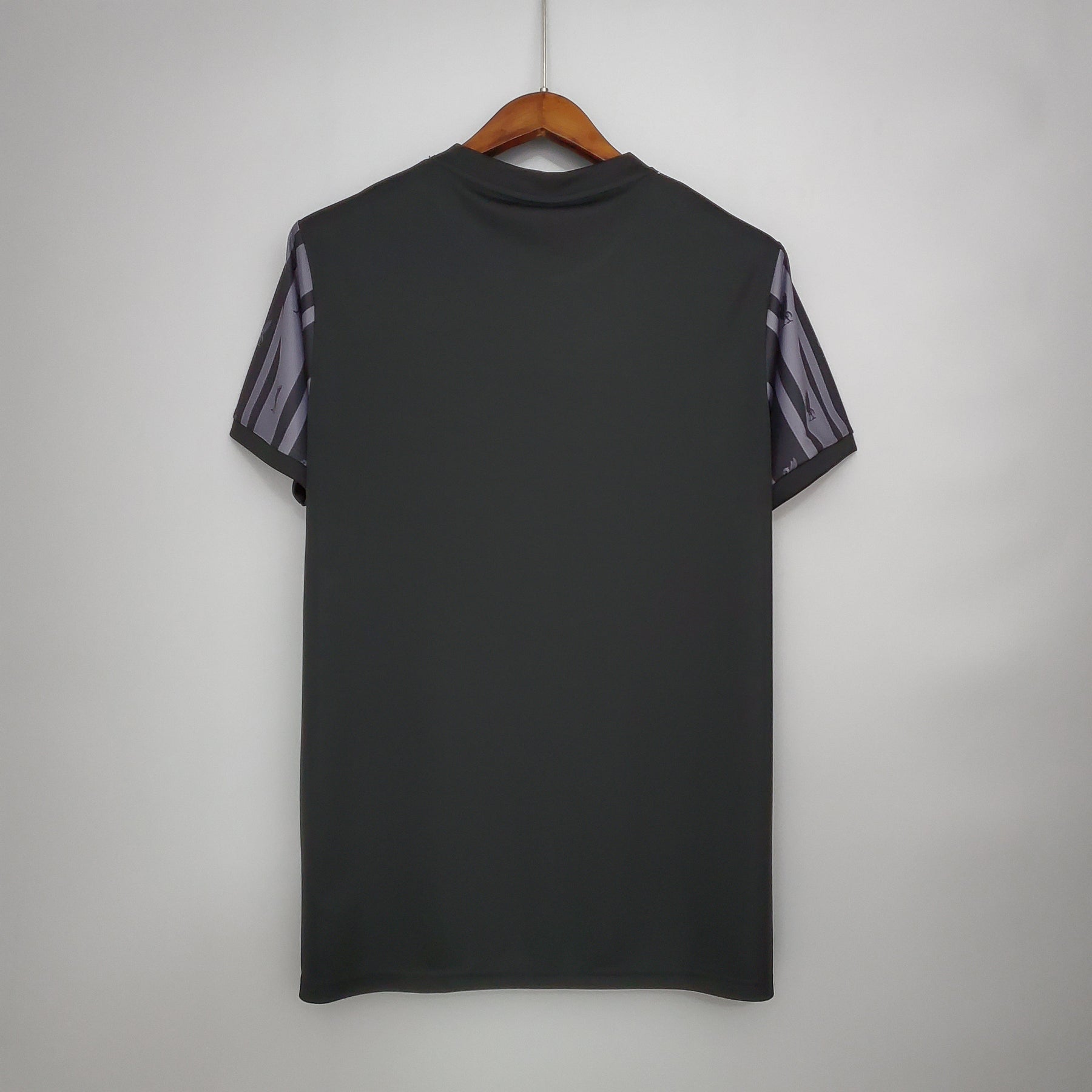 LIVERPOOL I EDICIÓN ESPECIAL HOMBRE (RETRO) - Vitrine Futebolística