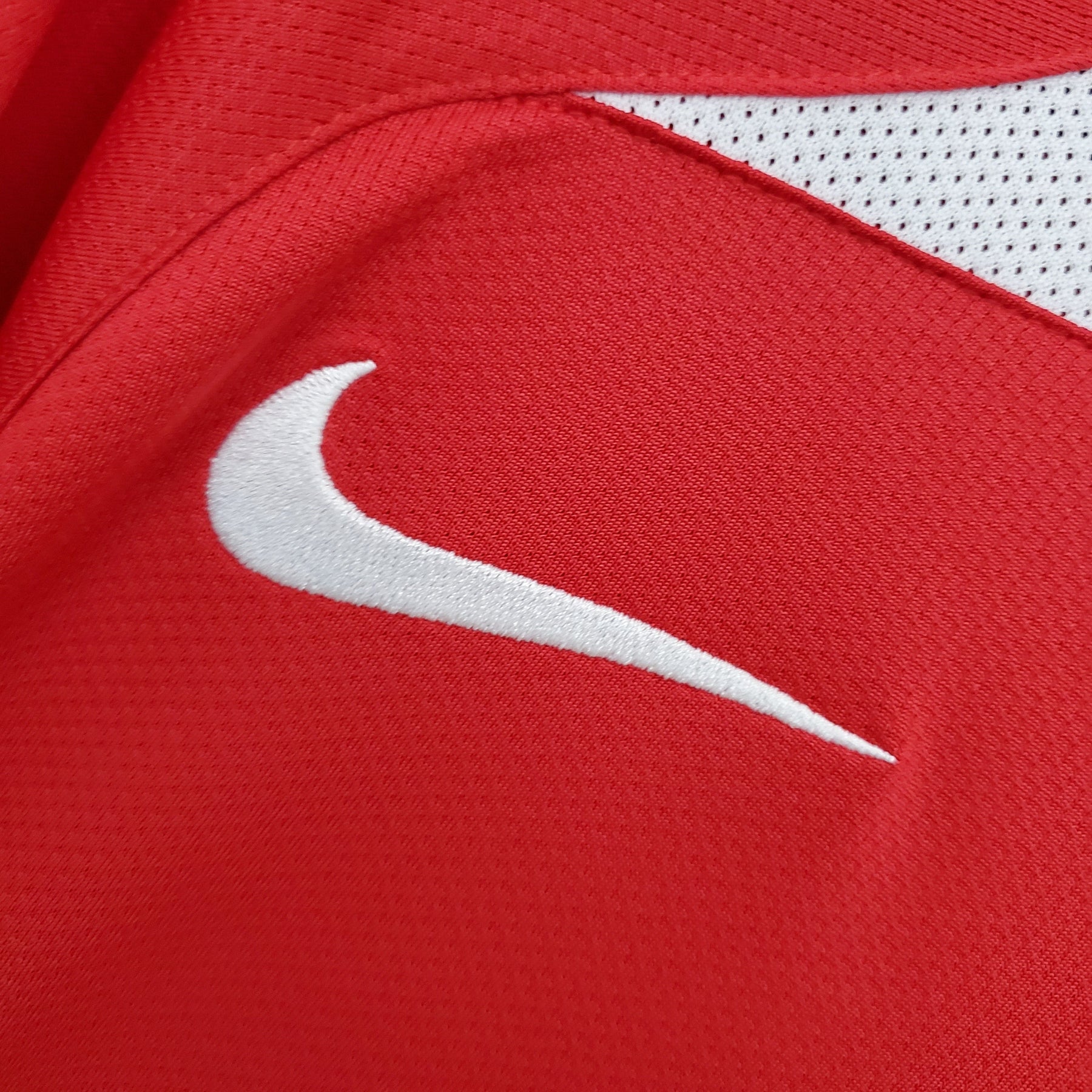 MANCHESTER UNITED I 04/06 HOMBRE (RETRO) - Vitrine Futebolística