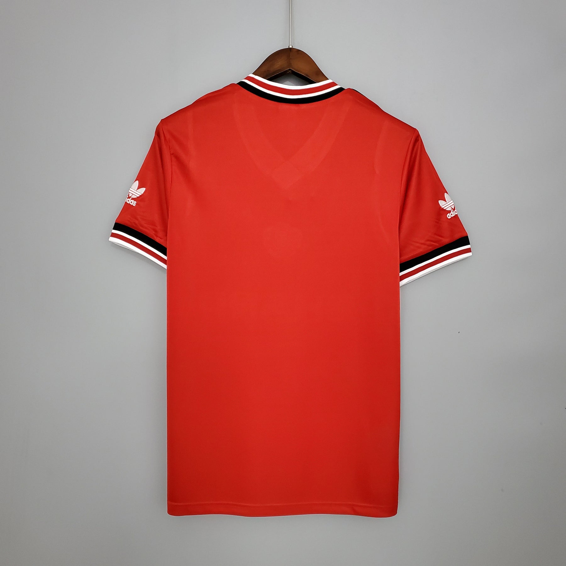 MANCHESTER UNITED I 1985 HOMBRE (RETRO) - Vitrine Futebolística