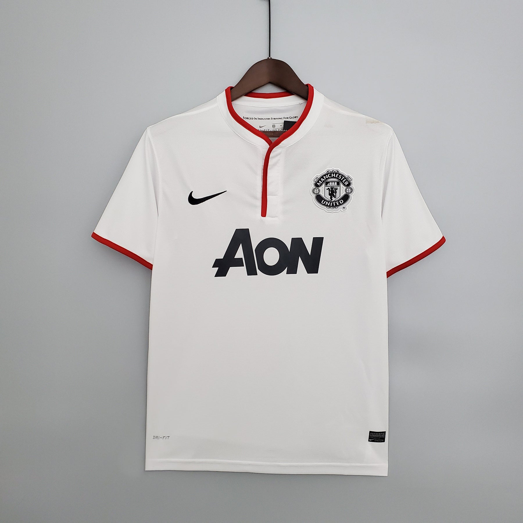 MANCHESTER UNITED III 13/14 HOMBRE (RETRO) - Vitrine Futebolística
