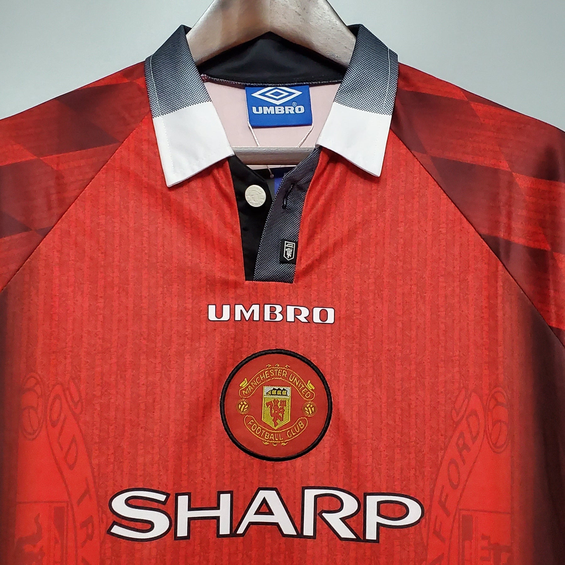 MANCHESTER UNITED I 1996 HOMBRE (RETRO) MANGA LARGA - Vitrine Futebolística