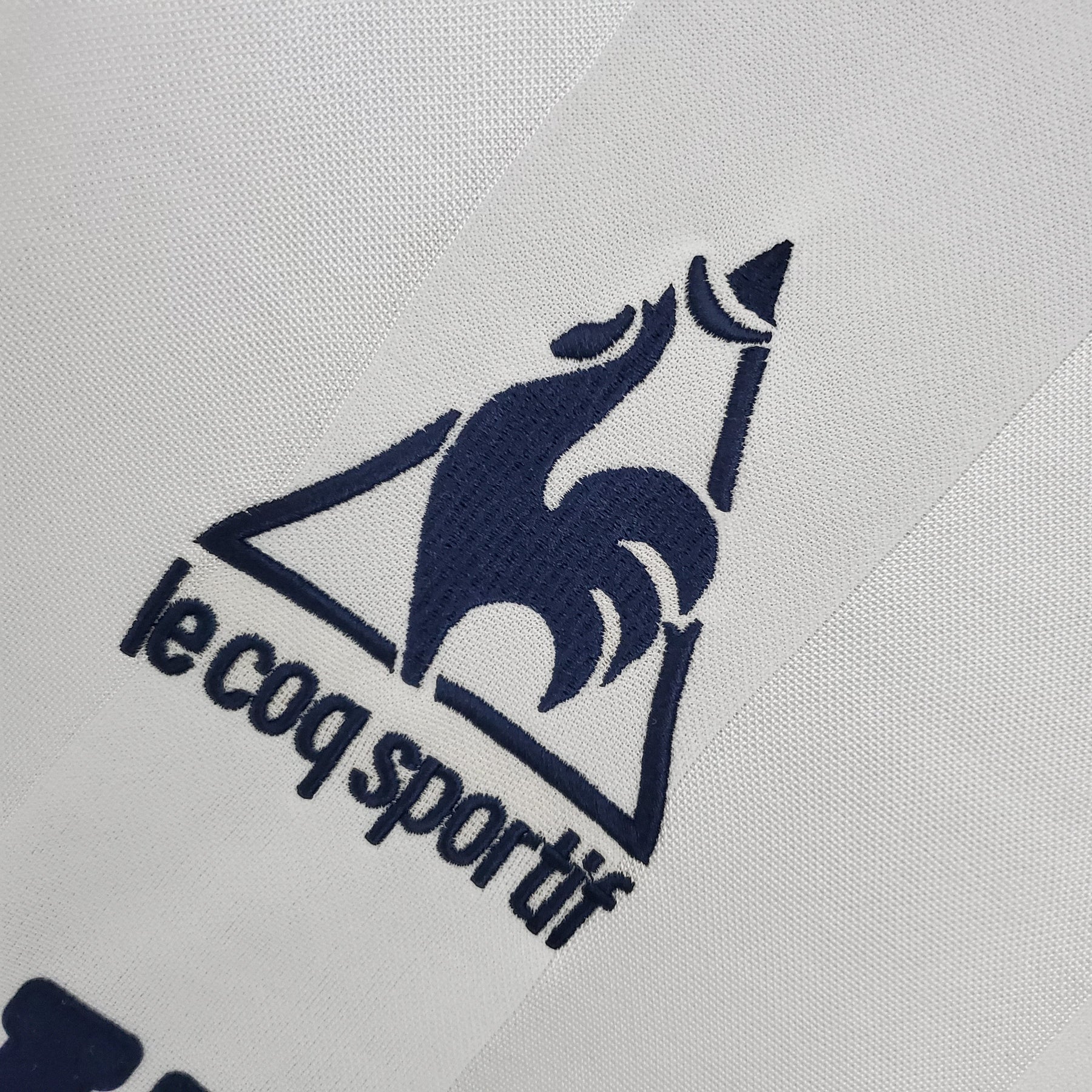 TOTTENHAM l 83/84 HOMBRE (RETRO) - Vitrine Futebolística