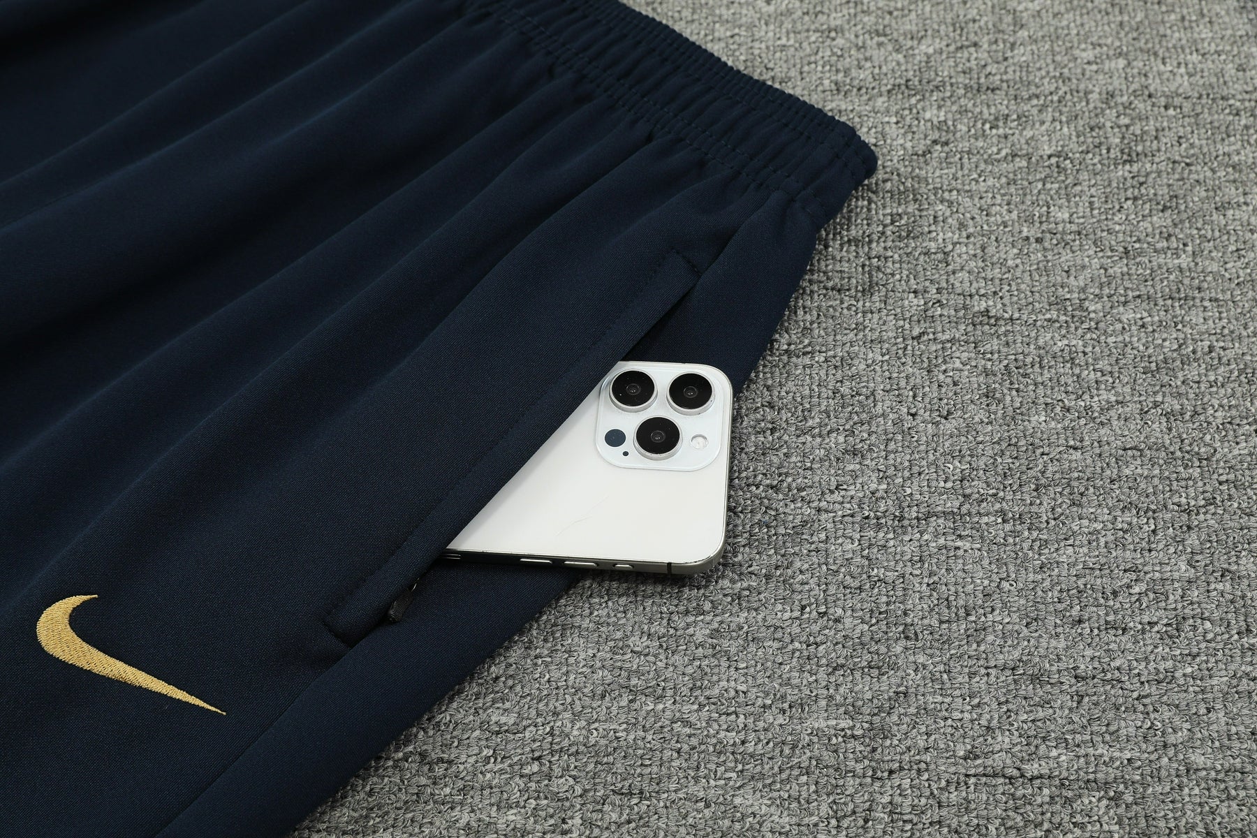 CONJUNTO DE VIAJE TOTENHAM 24/25 HOMBRE - Vitrine Futebolística