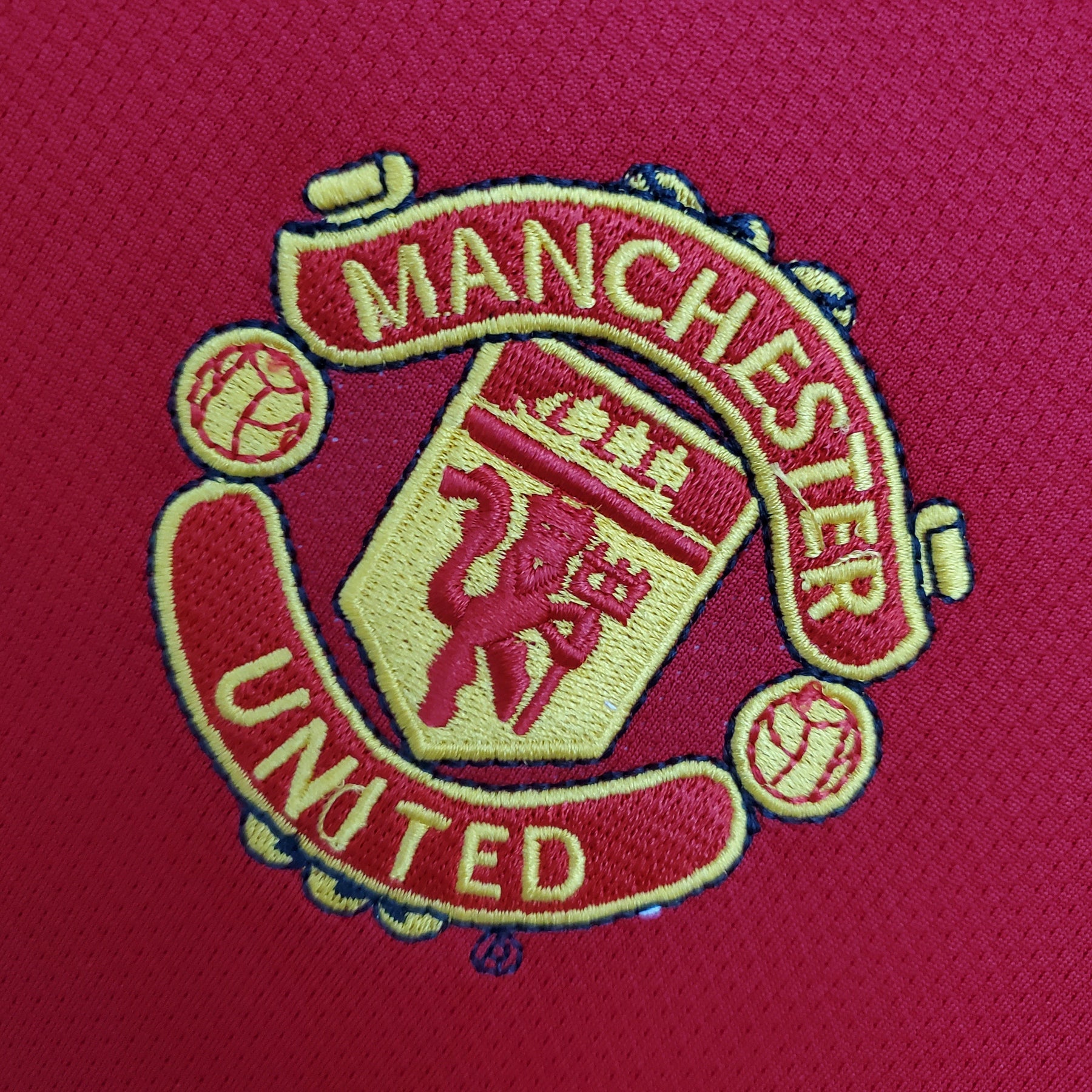 MANCHESTER UNITED I 04/05 HOMBRE (RETRO) MANGA LARGA - Vitrine Futebolística