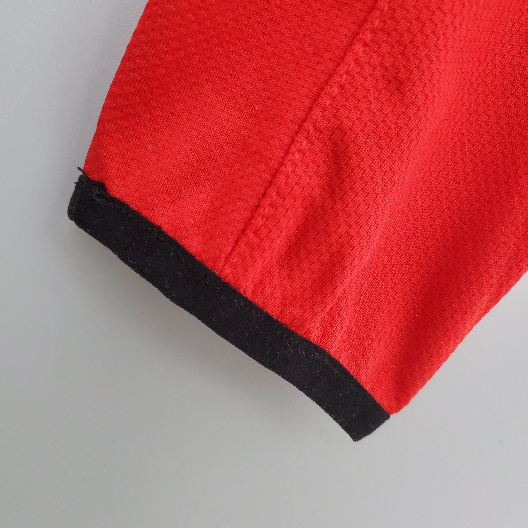 MANCHESTER UNITED I 04/05 HOMBRE (RETRO) MANGA LARGA - Vitrine Futebolística