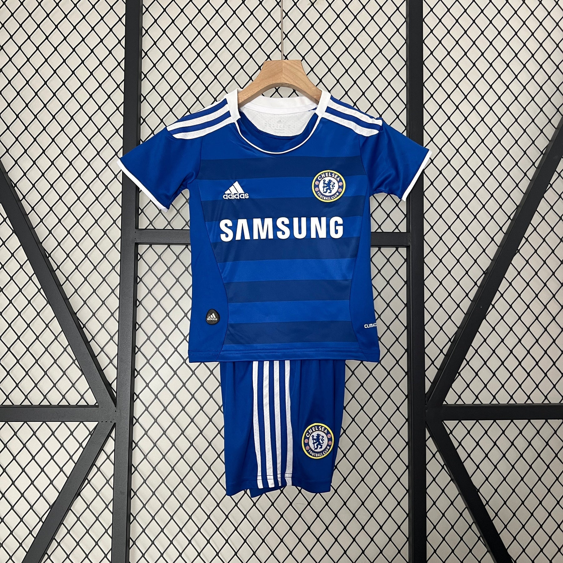 CAMISETA CHELSEA I CHAMPHIONS LEAGUE 2012 CONJUNTO INFANTIL (RETRO) - Vitrine Futebolística