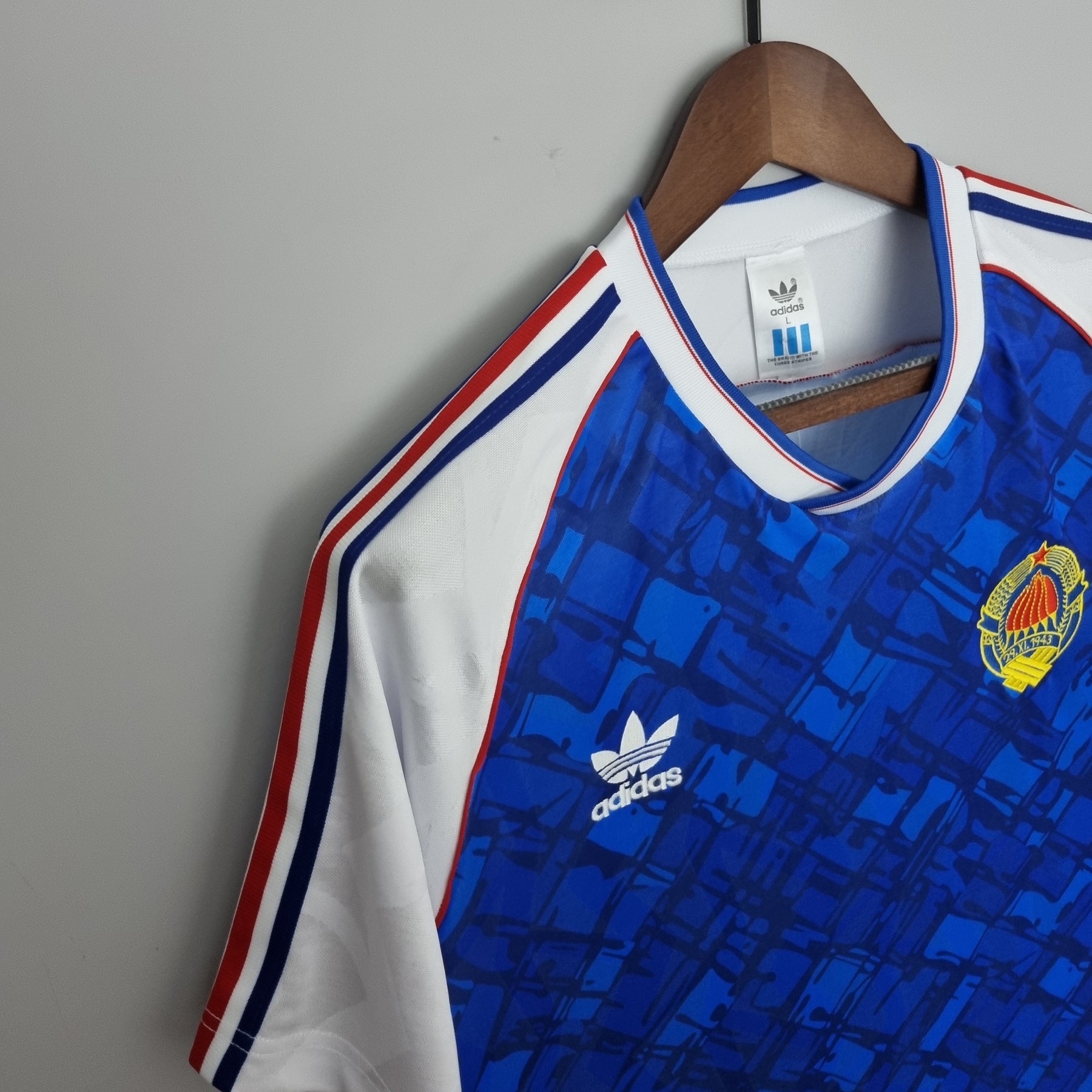 YUGOSLAVIA I 1992 HOMBRE (RETRO) - Vitrine Futebolística