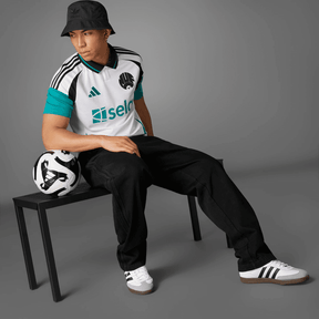 Newcastle United Tercera Camiseta 2024/2025