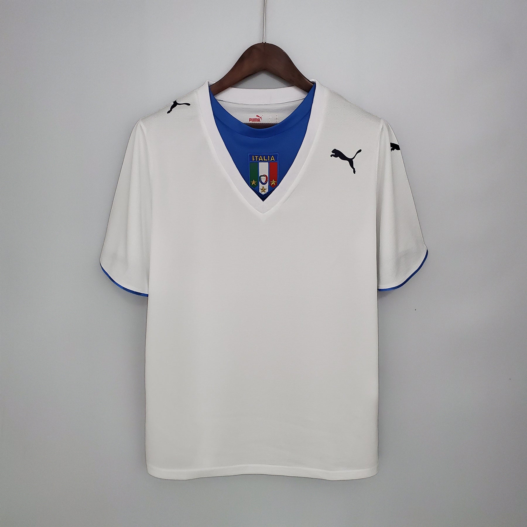 CAMISETA ITÁLIA III MUNDIAL 2006 HOMBRE (RETRO) - Vitrine Futebolística