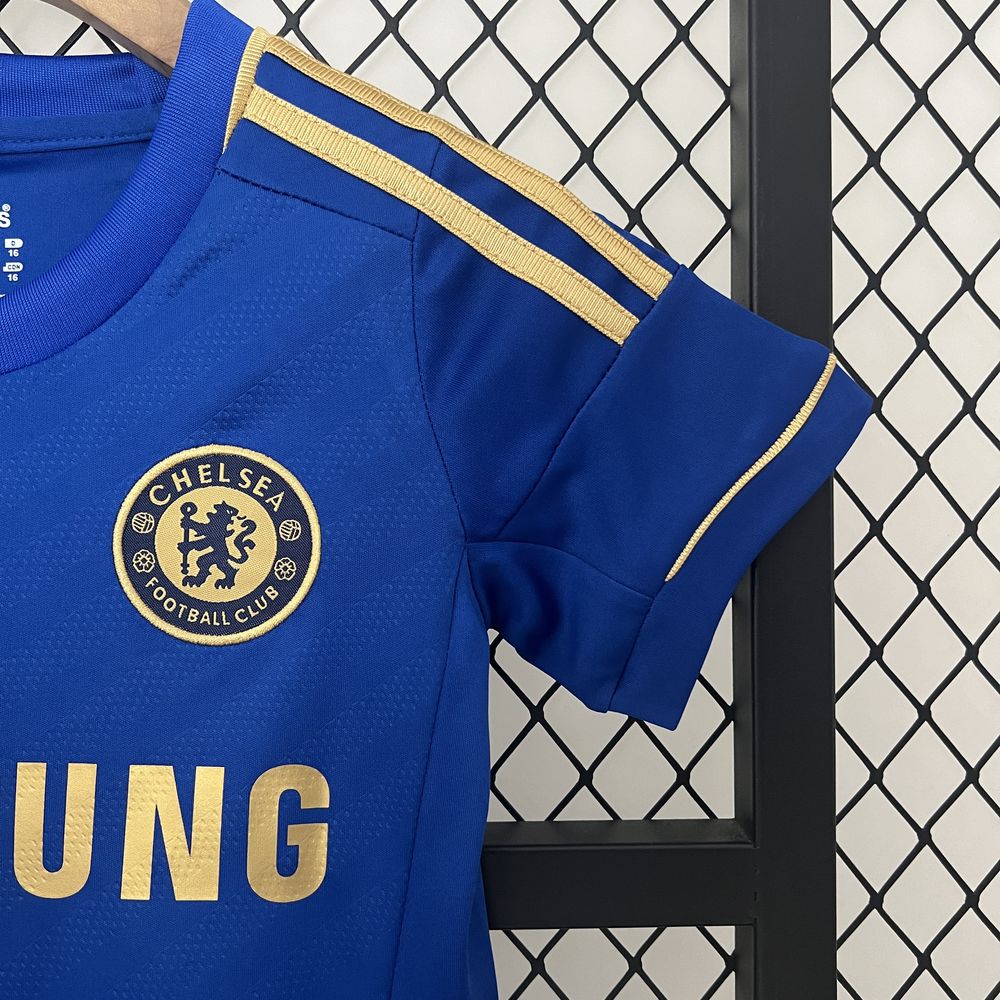 Kids Chelsea Home Kit 2012/13 - Retrﾃｴ