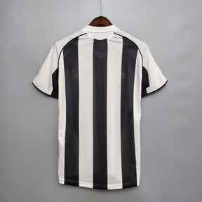 NEWCASTLE l 05/06 HOMBRE (RETRO) - Vitrine Futebolística