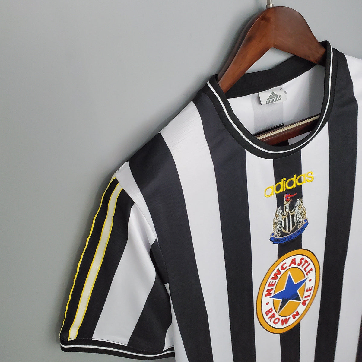 NEWCASTLE l 97/99 HOMBRE (RETRO) - Vitrine Futebolística