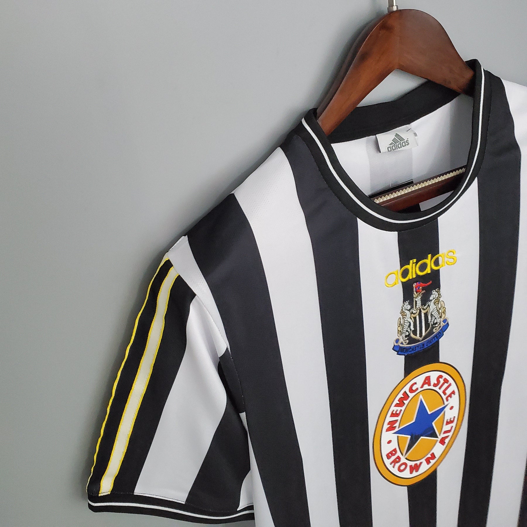 NEWCASTLE l 97/99 HOMBRE (RETRO) - Vitrine Futebolística