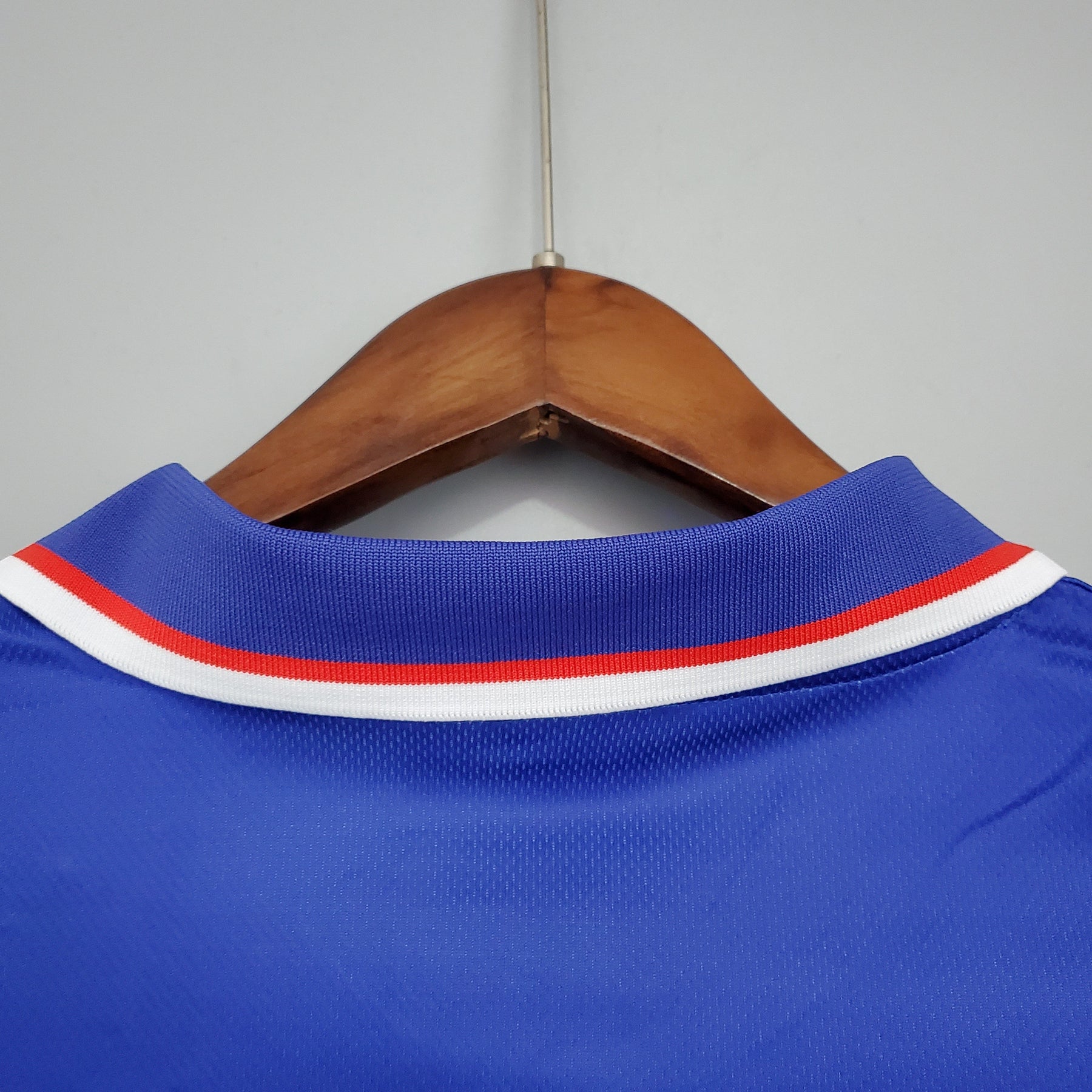 FIORENTINA I 95/96 HOMBRE (RETRO) - Vitrine Futebolística