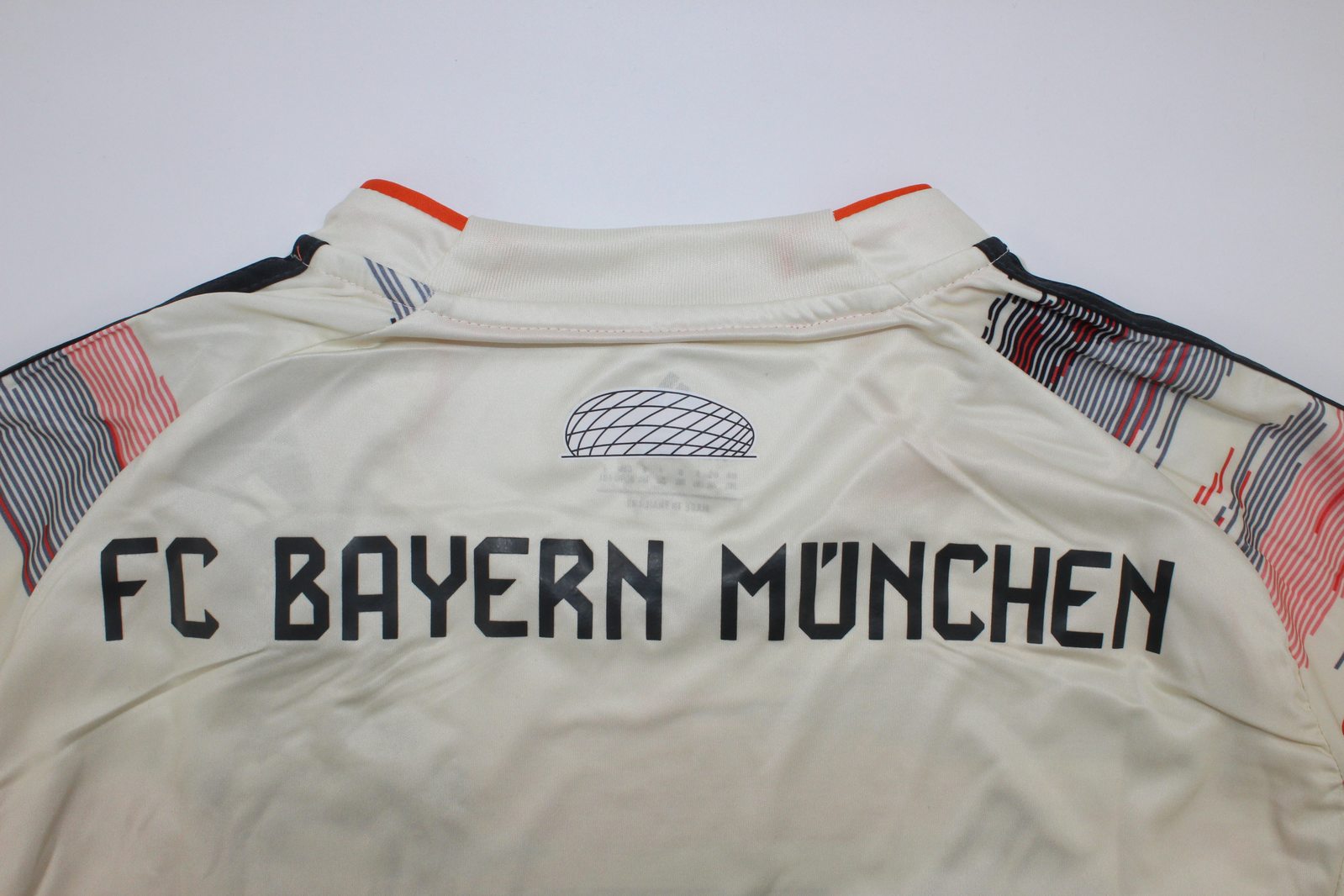 Bayern Munich 25/26 Camiseta ll - Version Fan