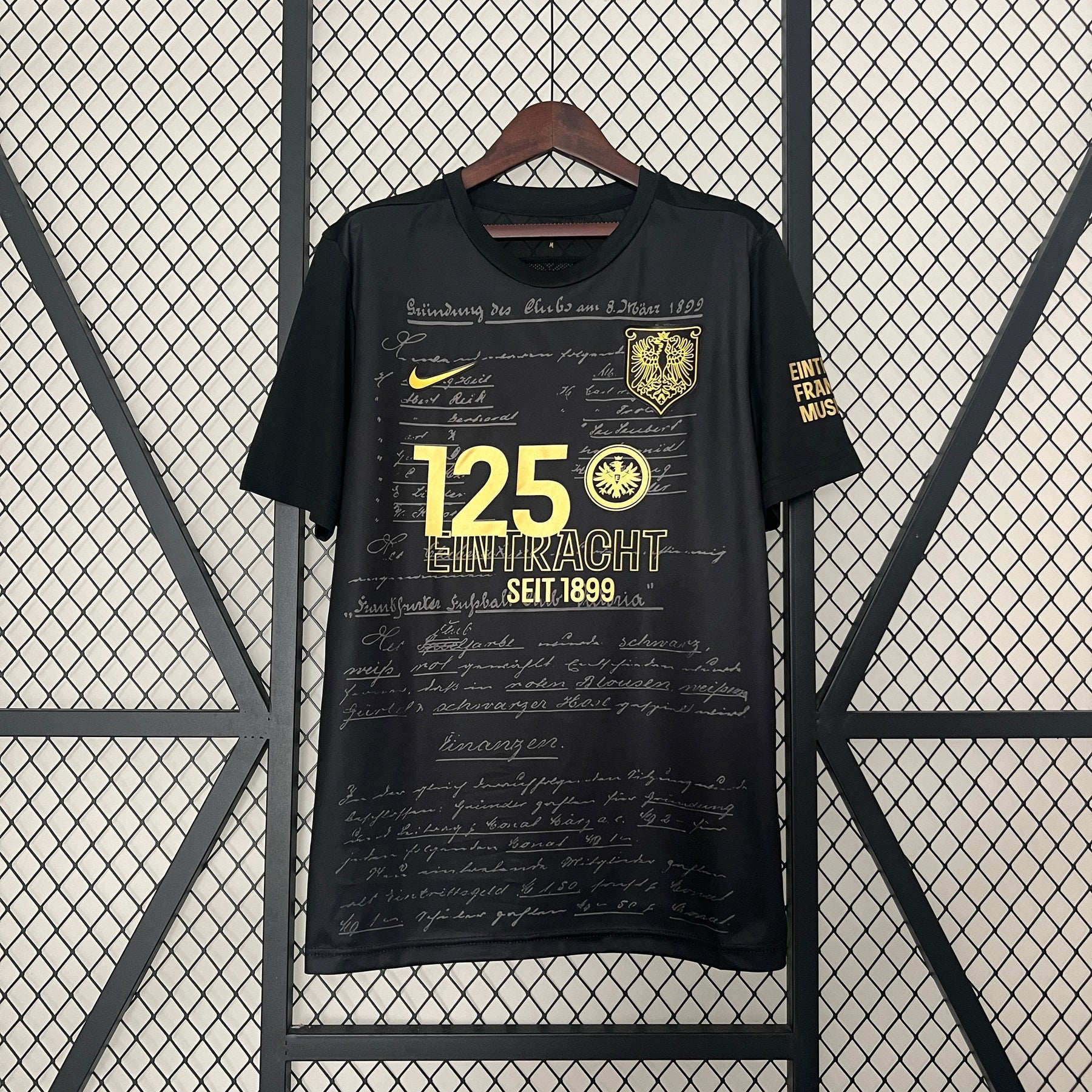 CAMISETA FRANKFURT EDICIÓN LIMITADA 125 24/25 HOMBRE - Vitrine Futebolística