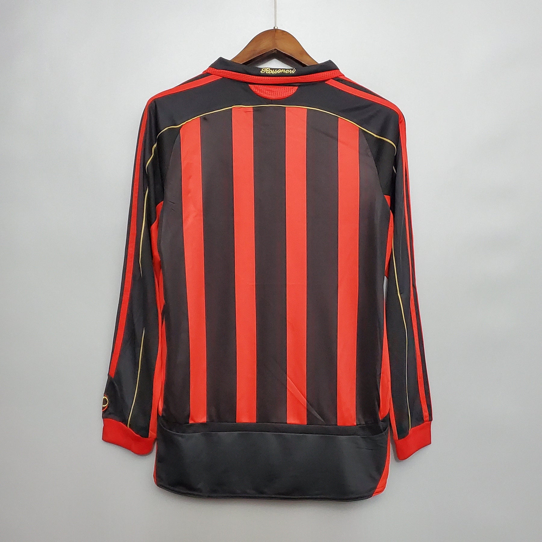 MILAN V 06/07 HOMBRE (RETRO) MANGA LARGA - Vitrine Futebolística