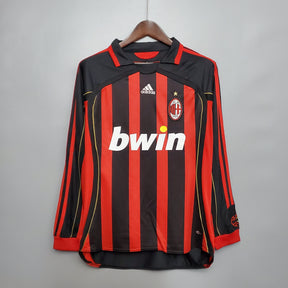 MILAN V 06/07 HOMBRE (RETRO) MANGA LARGA - Vitrine Futebolística