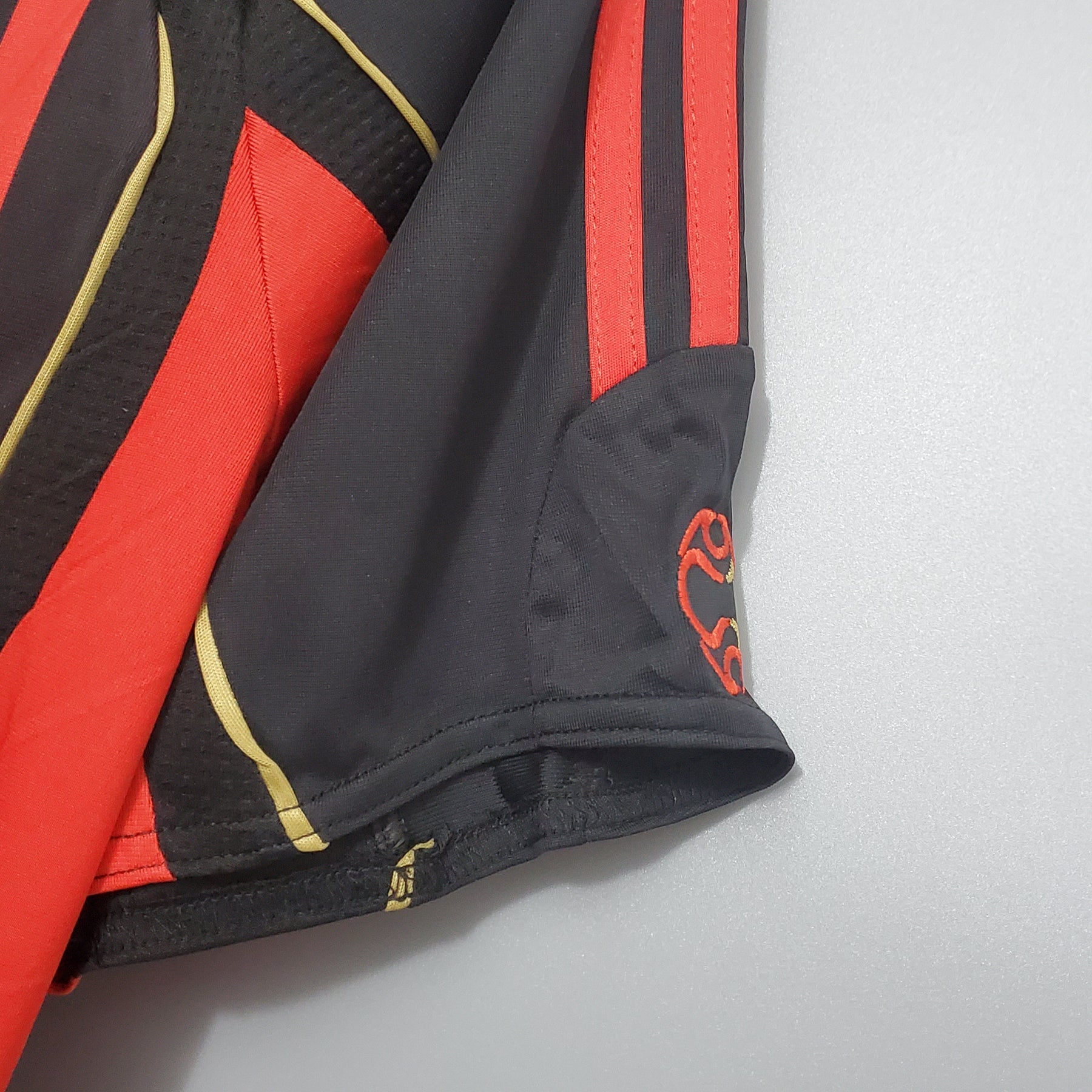 MILAN V 06/07 HOMBRE (RETRO) - Vitrine Futebolística