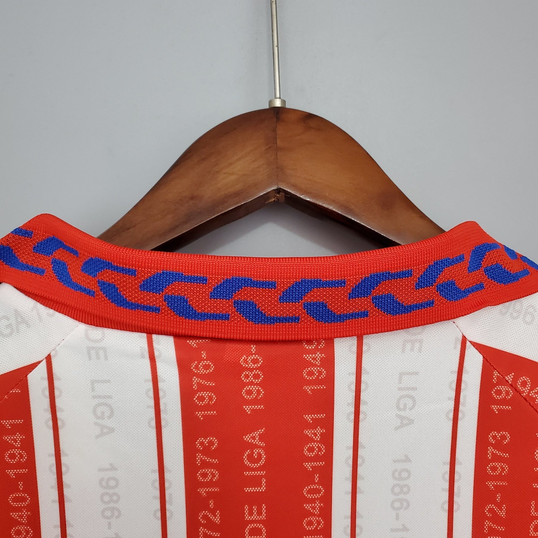 ATLÉTICO DE MADRID I 95/96 HOMBRE (RETRO) - Vitrine Futebolística