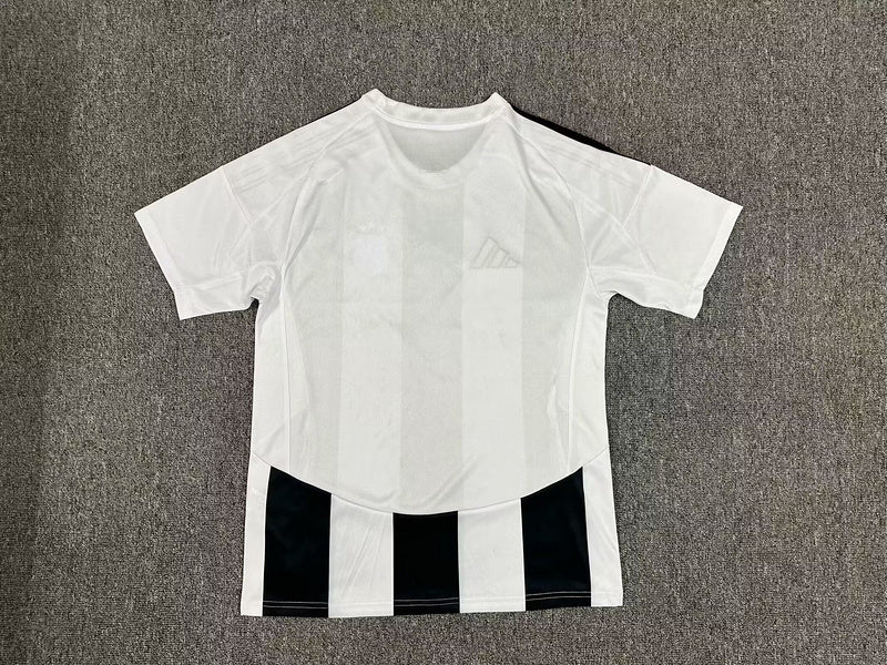 Beşiktaş Tercera Camiseta 2024/2025