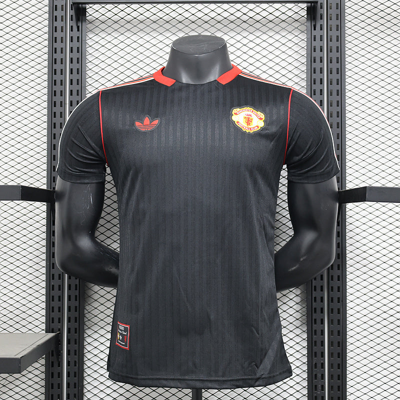 Manchester United Jugador Icon Black 2025