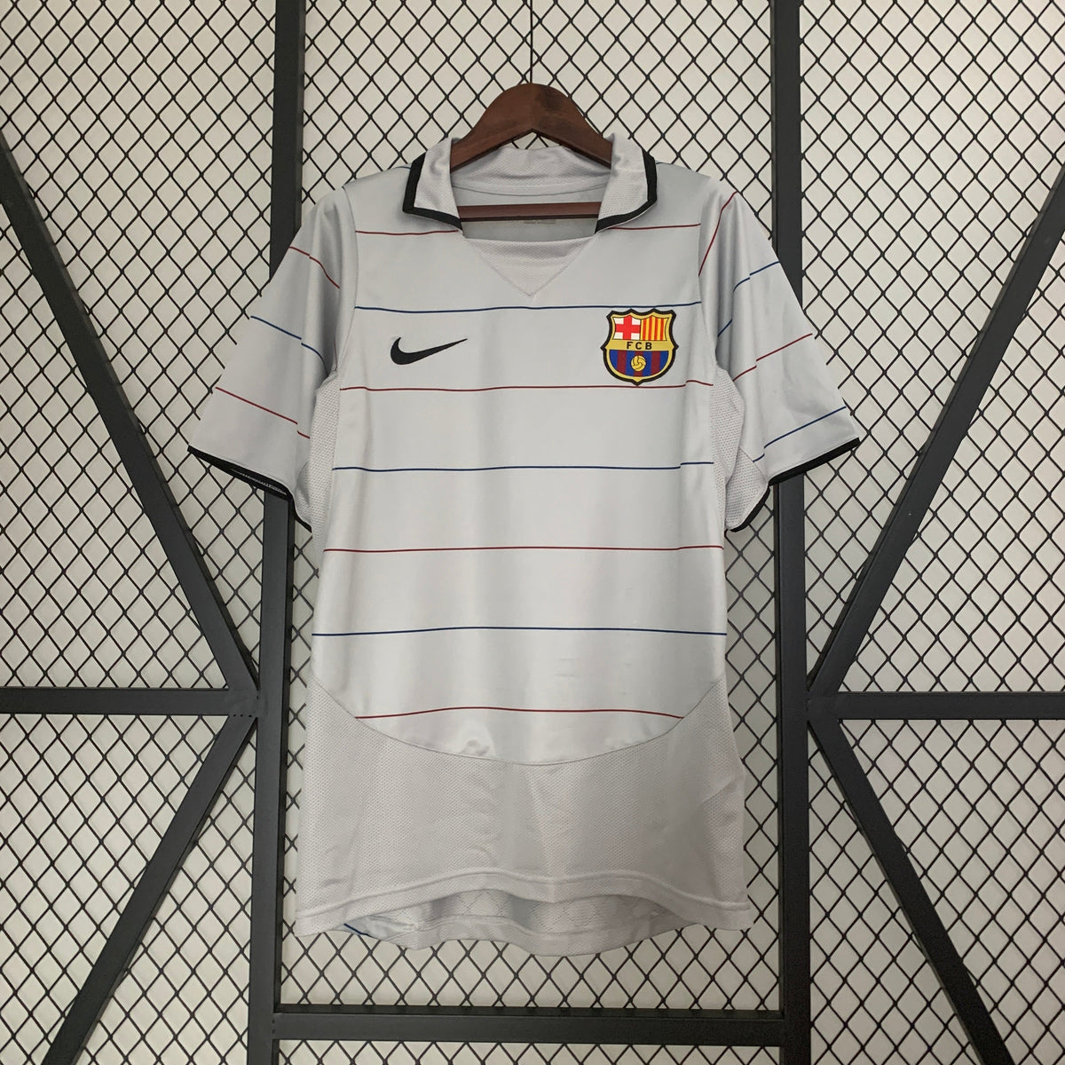 BARCELONA III 03/04 HOMBRE (RETRO) - Vitrine Futebolística