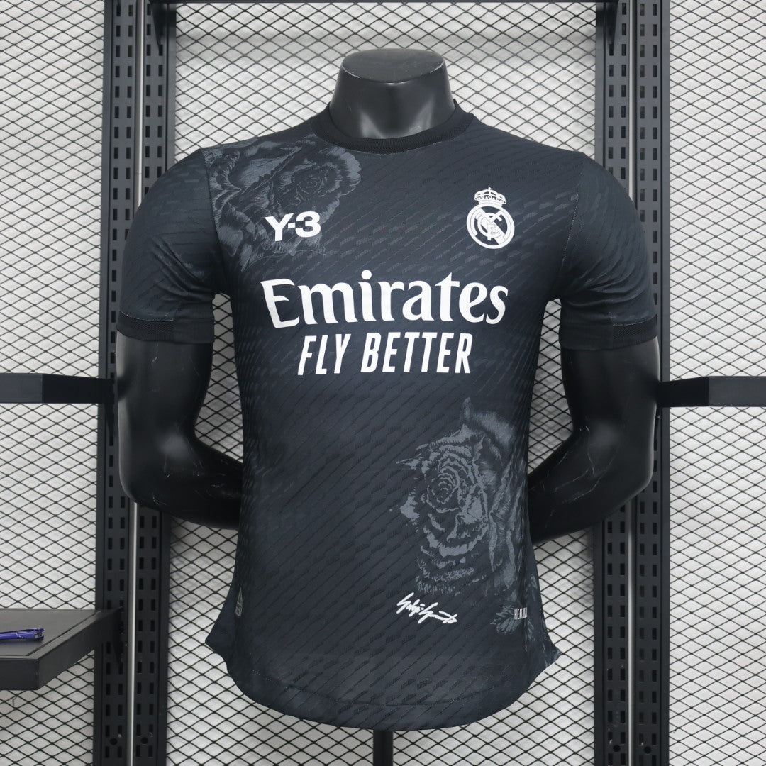CAMISETA REAL MADRID Y-3 NEGRA 24/25 HOMBRE (VERSIÓN JUGADOR) - Vitrine Futebolística