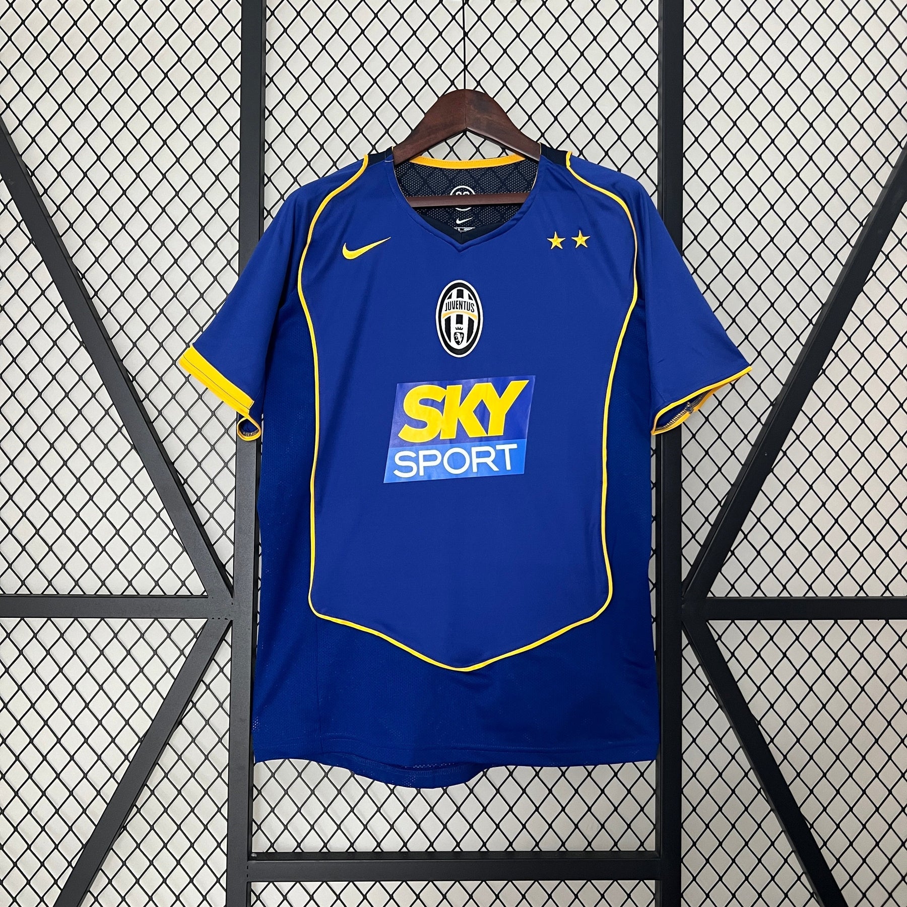 CAMISETA JUVENTUS III 04/05 HOMBRE (RETRO) - Vitrine Futebolística
