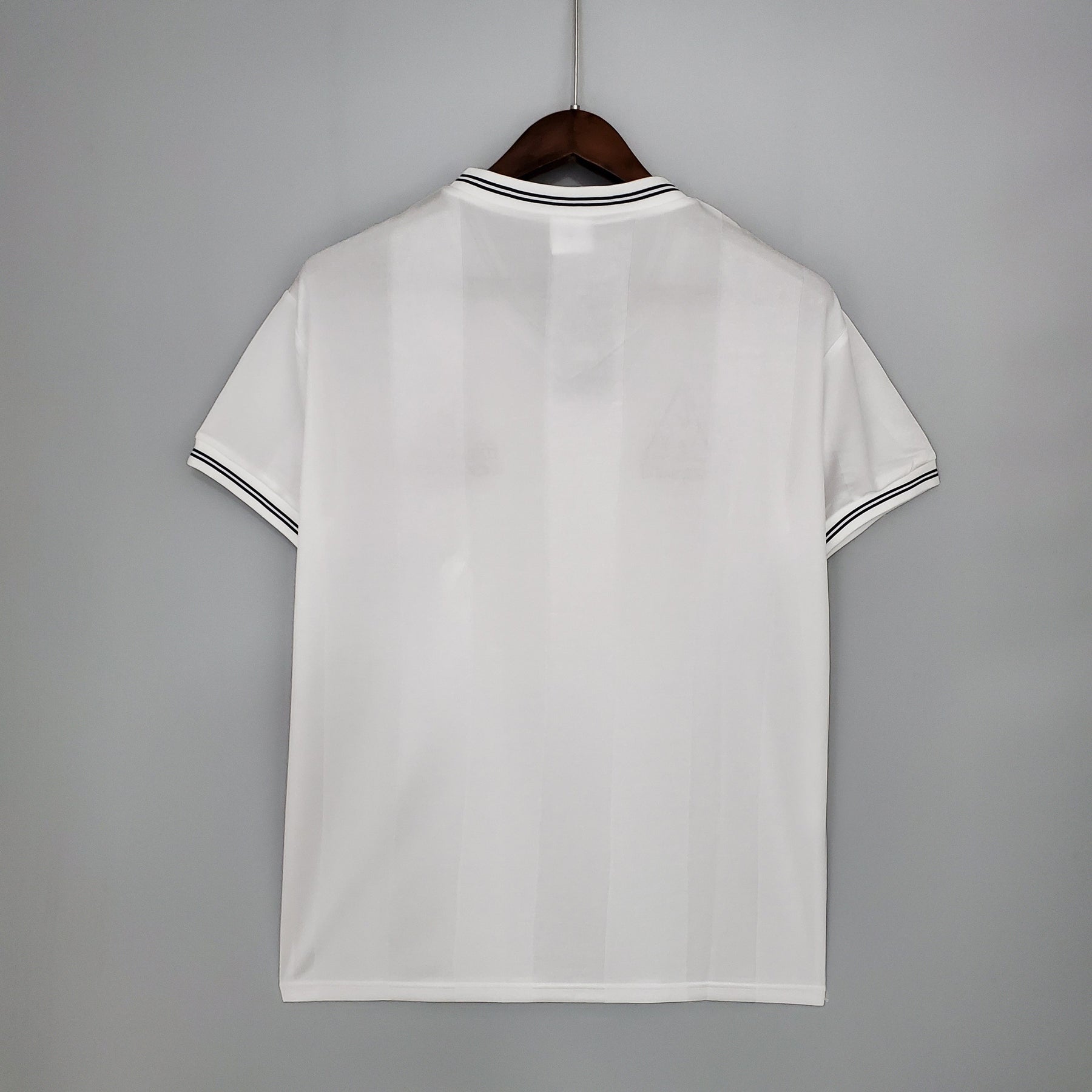 TOTTENHAM l 83/84 HOMBRE (RETRO) - Vitrine Futebolística