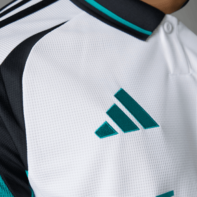 Newcastle United Tercera Camiseta 2024/2025